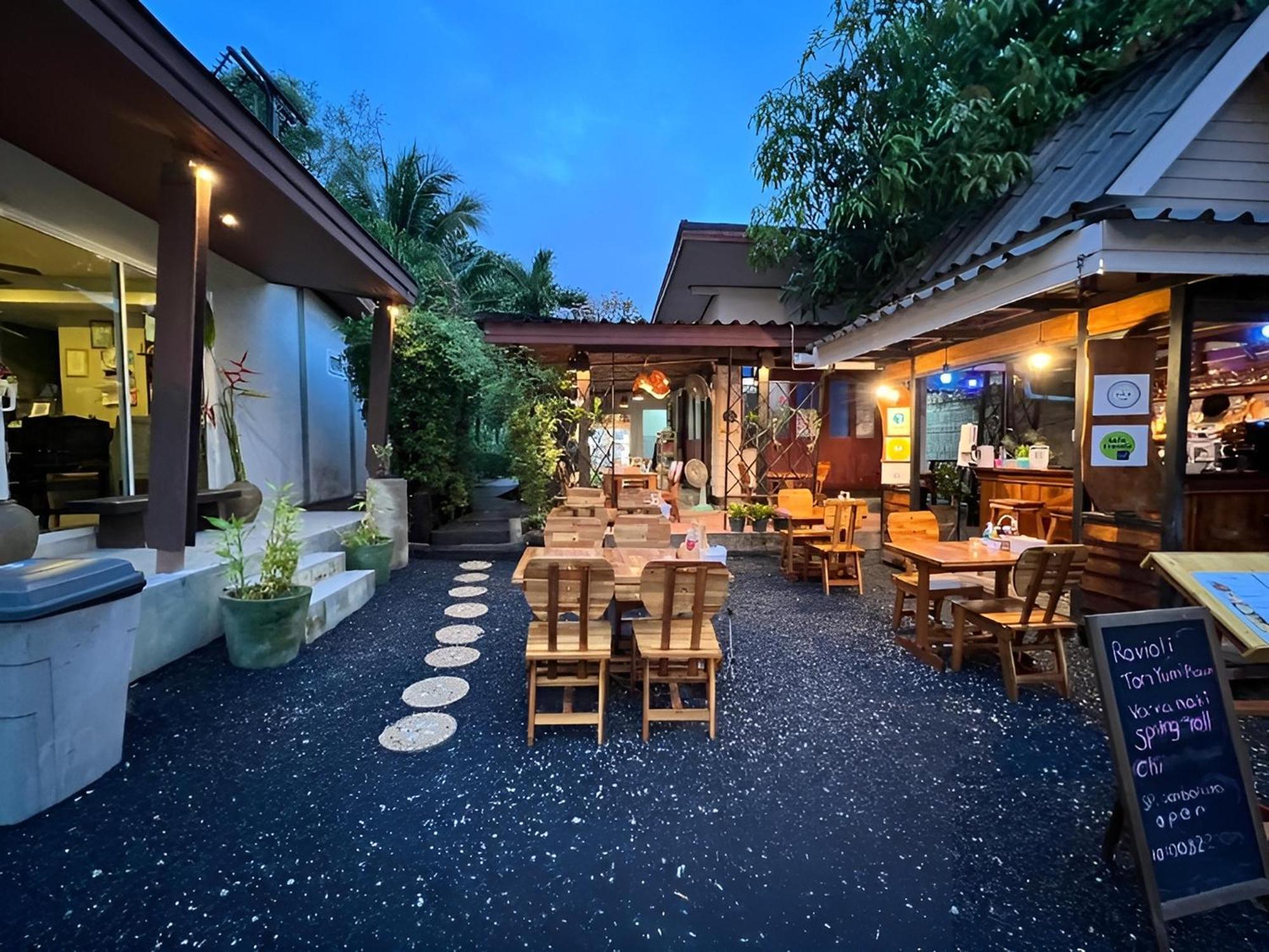 Naiyang Boutique Resort Ban Phak Chit Exterior foto