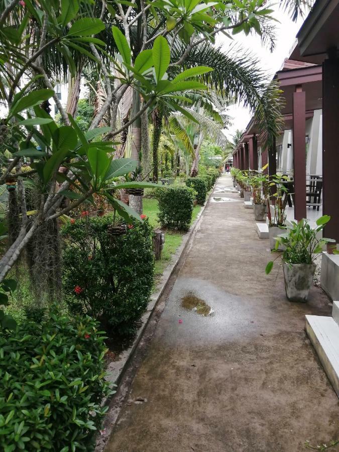 Naiyang Boutique Resort Ban Phak Chit Exterior foto